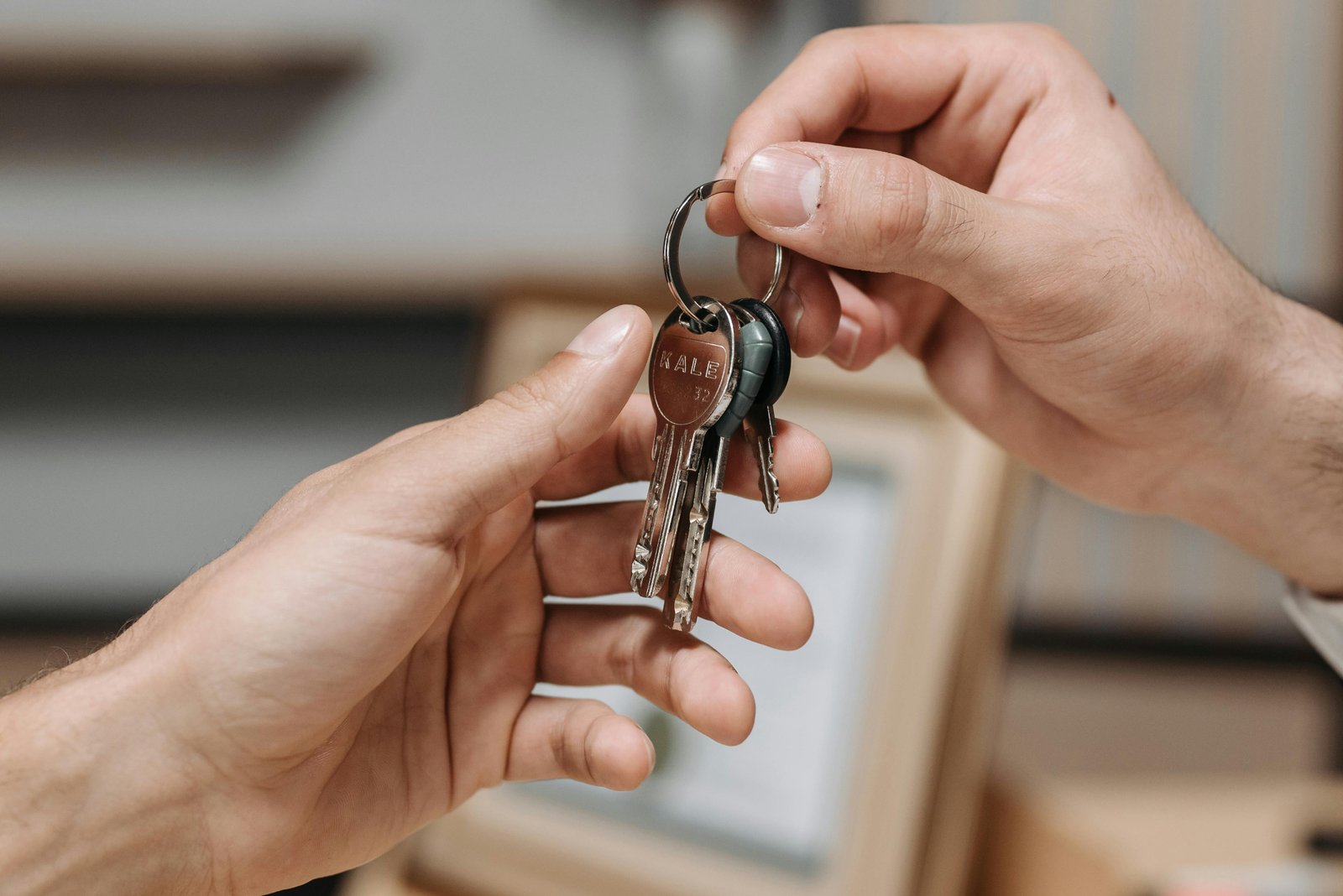 How Follow-Up Management Increases Property Deal Closures